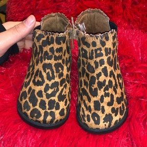 Infant cheetah print boots (price is firm)